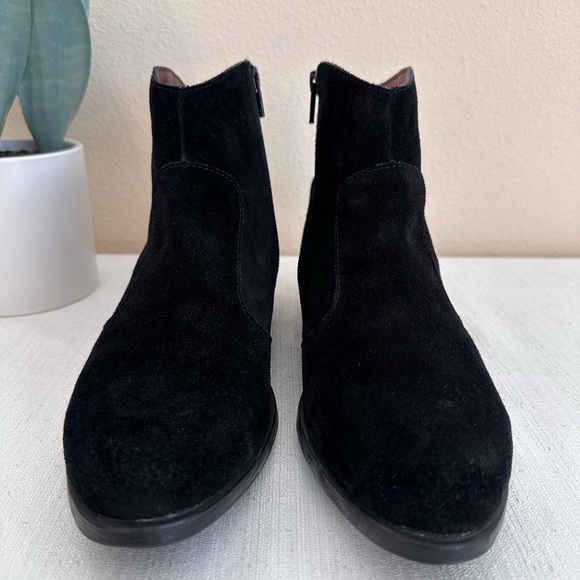 B.O.C. Black Suede Tassel Zip Ankle Booties Women’s 8M - Picture 5 of 13